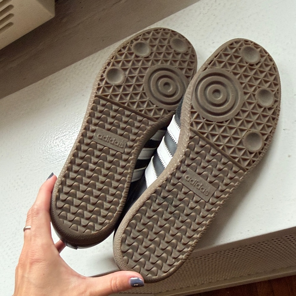 Adidas Womens Samba Shoes - Picture 4 of 4